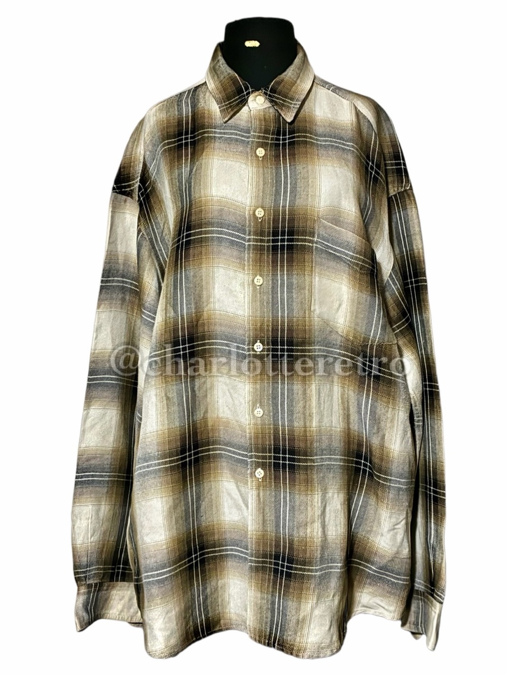 90s vtg GAP Ombre Shadow Plaid Button Down • Hong Kong